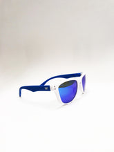 Load image into Gallery viewer, Sunglasses
